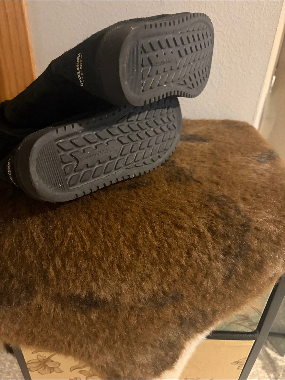 Women's Black Button-Accent kookaburra by UGG